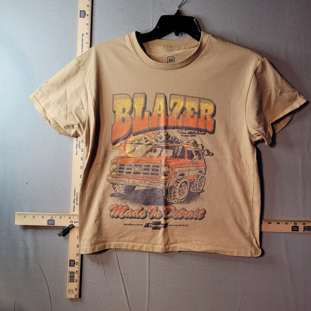 GM Chevrolet Blazer Made In Detroit Graphic T-Shirt Tan Large Chevy Truck Tee